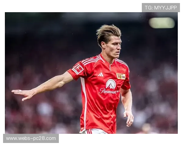 斯图加特雨中作战，左路肋部传中战术精准执行